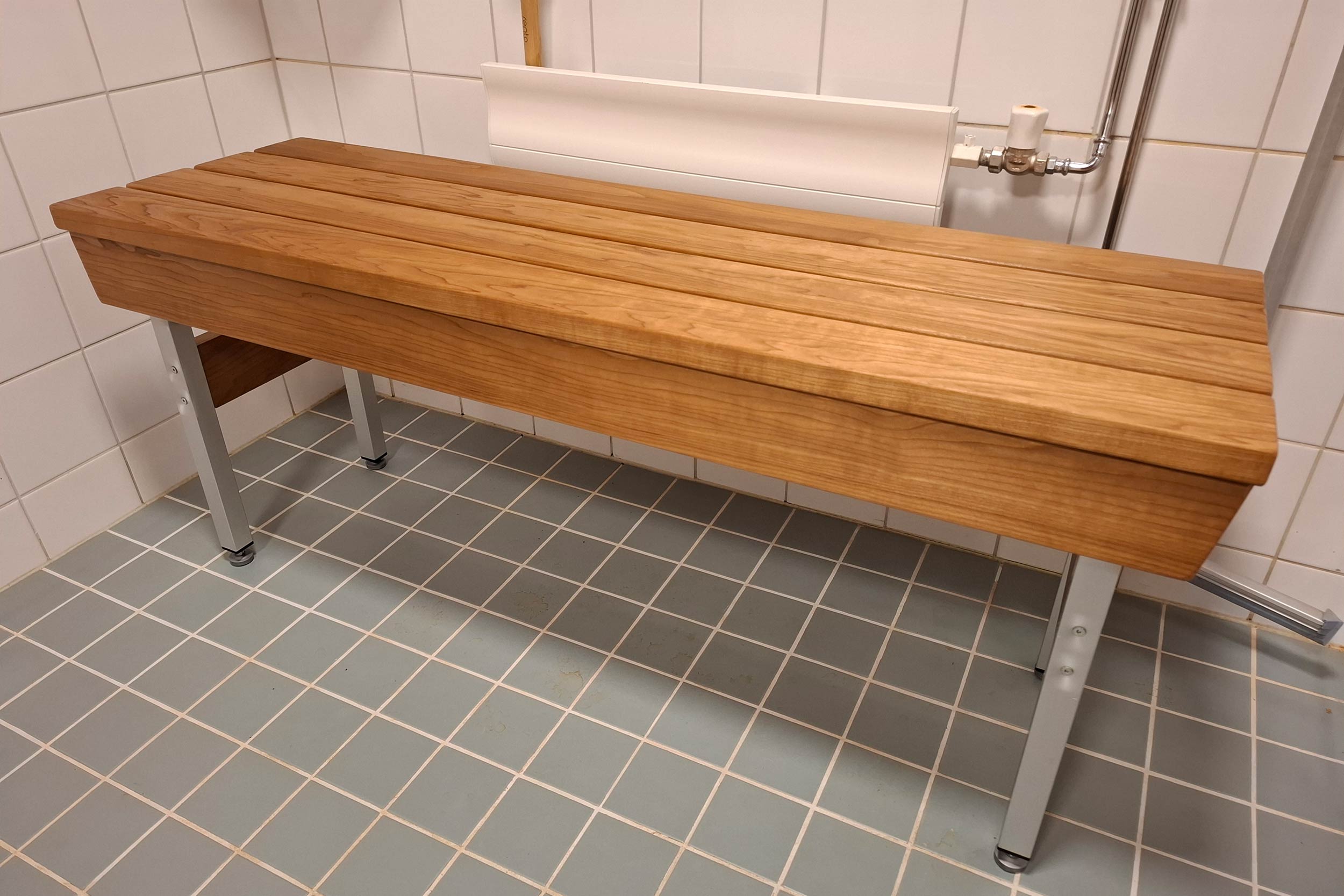 Lumisaunat, muut tuotteet, penkki Luminormi lampohaapa